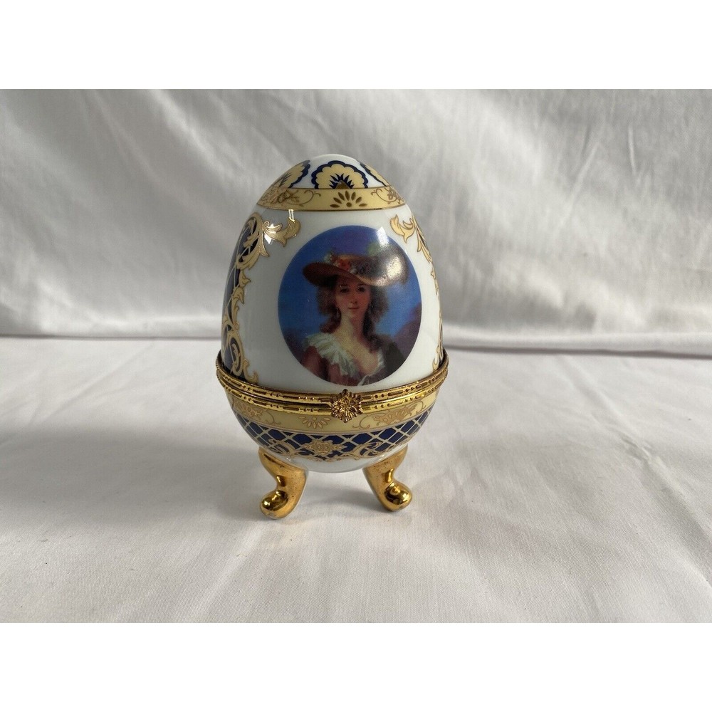 Vintage Vecceli Italy Renaissance Style Porcelain Egg Gifts Hinged Trinket Box